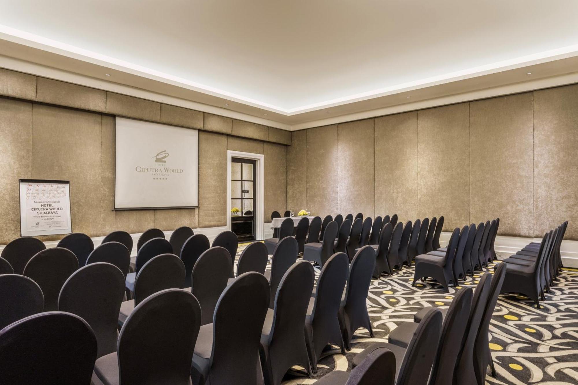 Hotel Ciputra World Surabaya Managed By Swiss-Belhotel International Exterior photo